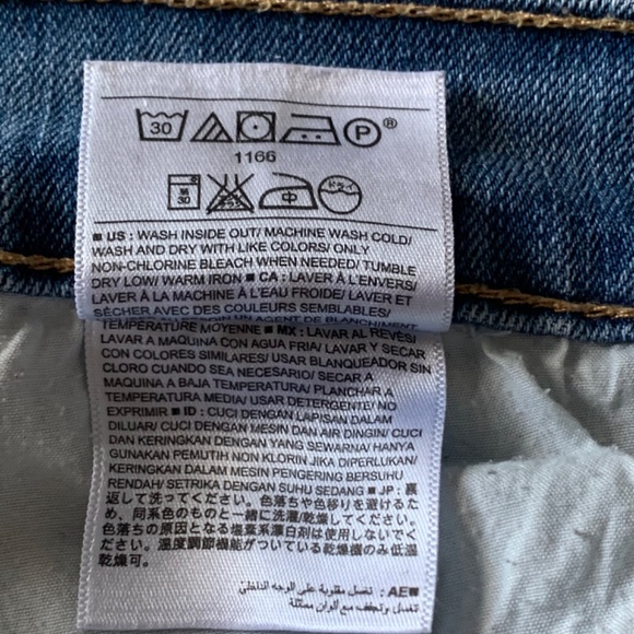 Old Navy Jeans Curvy Mid-Rise Size 6 Short - Picture 3 of 8